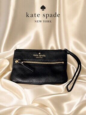 Kate Spade Vintage Leather Wristlet